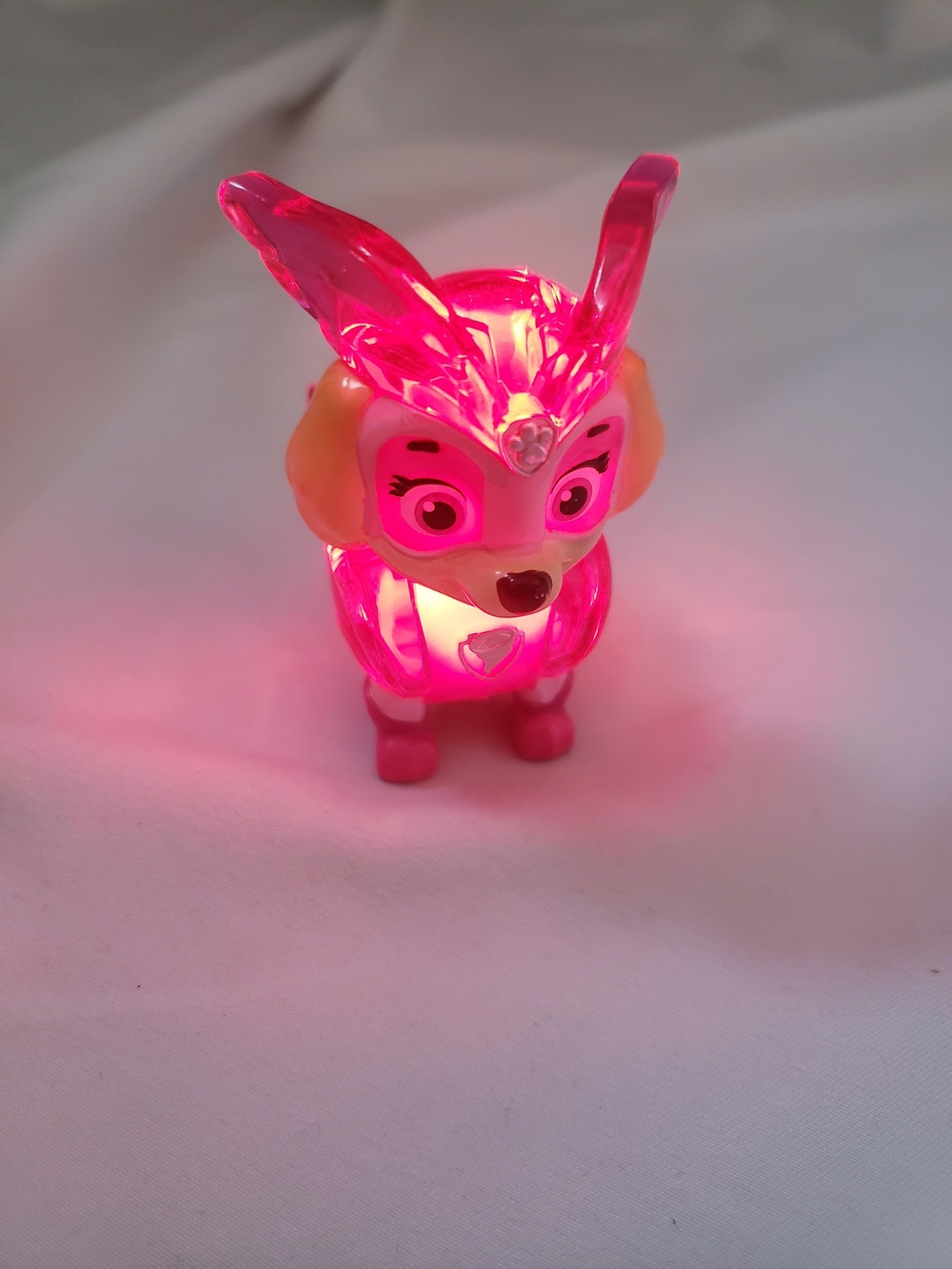 Paw Patrol Mighty Pups Charged Up Skye Figure